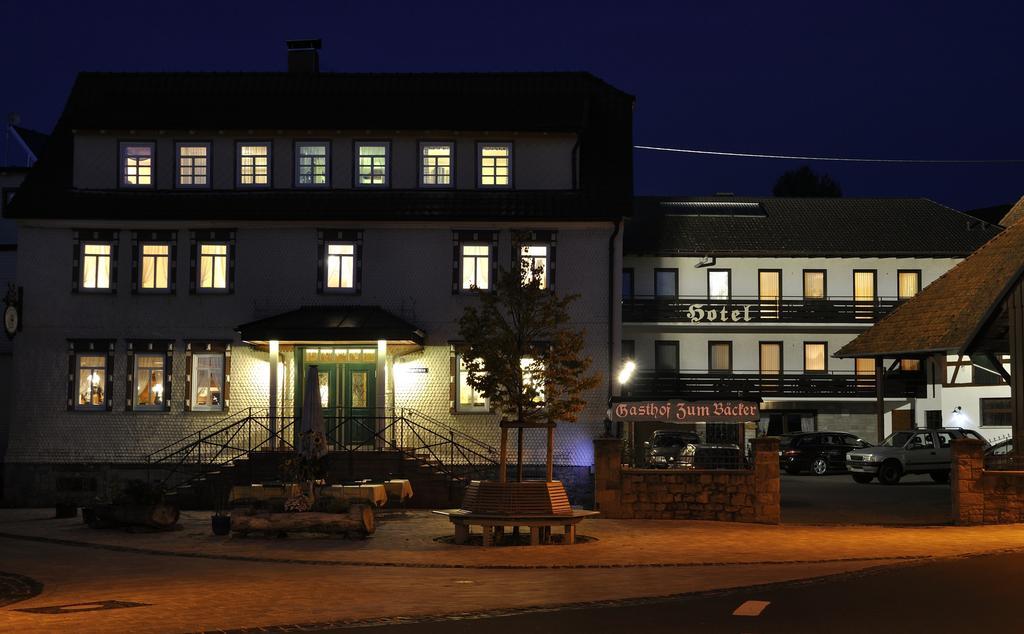 Hotel Zum Baecker Udenhain Exterior photo